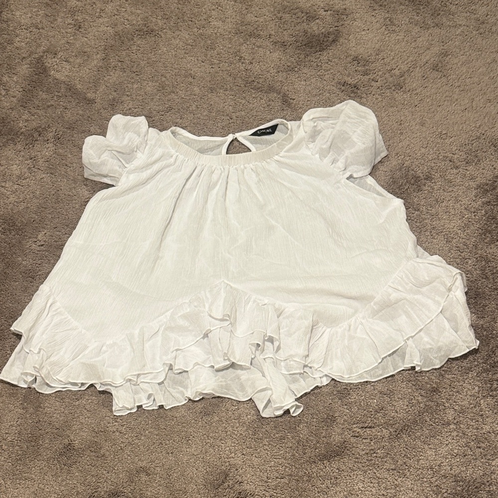 Chic Me White Ruffle Hem Textured Blouse Short Sleeve Flowy Top SIZE L